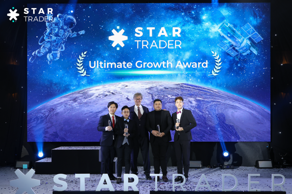 STARTRADER has honored partners and sales teams with prestigious awards. Photo 1